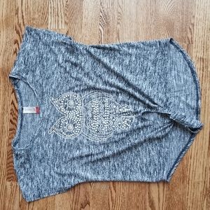 (7-9) No Boundaries Rayon Blend Boxy Style Embellished Owl Design Heathered Top